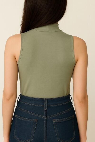 Yumuşak Modal Dokulu Pamuk Dokuma Dik Yaka Kolsuz Kadın Basic Body